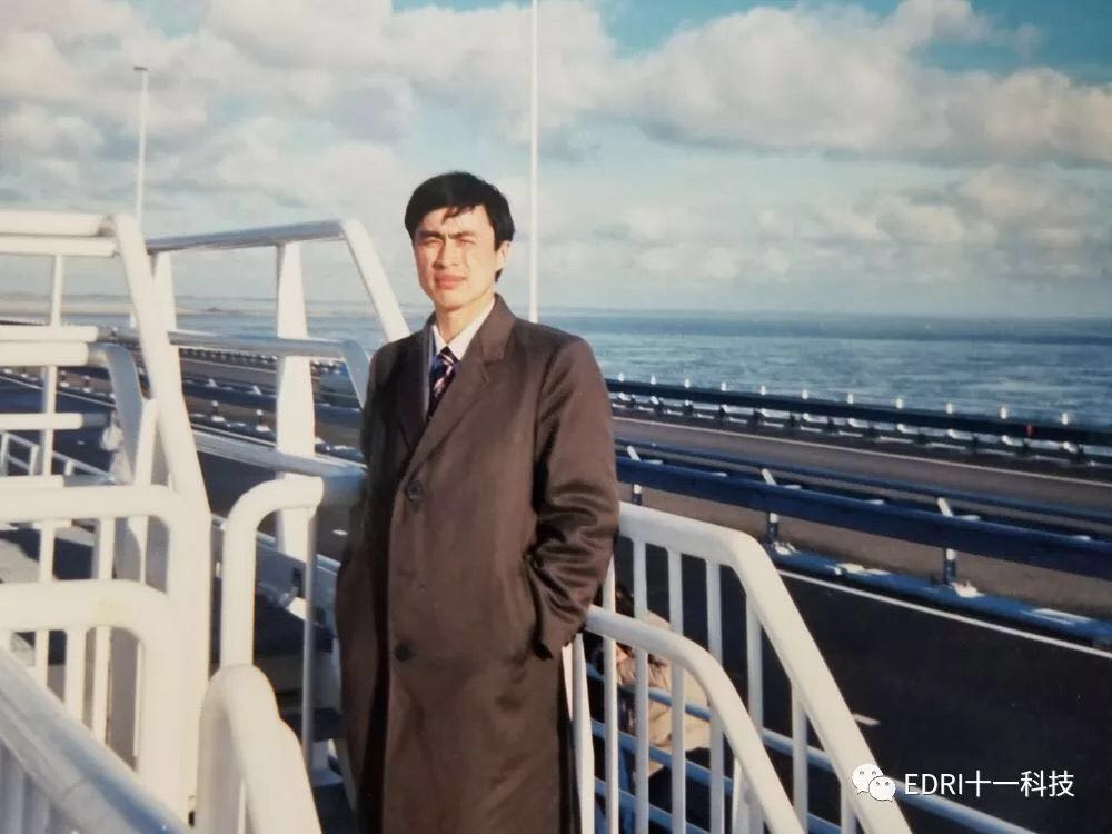 1528168636212526.jpg 28.jpg