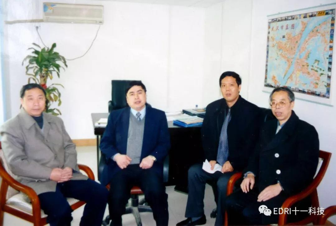 1528168771736686.jpg 39.jpg